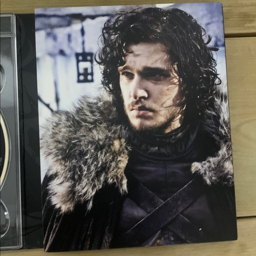 Game of Thrones Complete First Season DVD - Picture 8 of 11